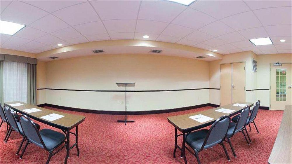 Holiday Inn Express & Suites East Wichita I-35 Andover By Ihg Εξωτερικό φωτογραφία