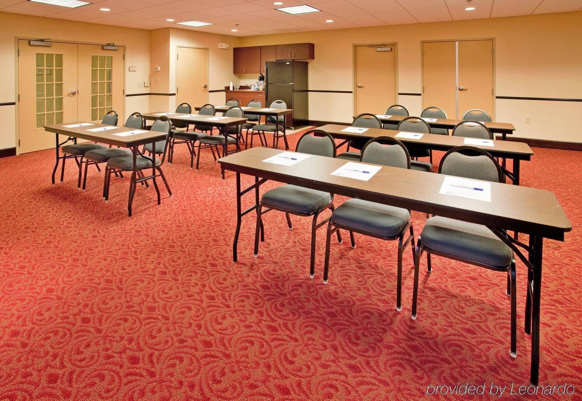 Holiday Inn Express & Suites East Wichita I-35 Andover By Ihg Εξωτερικό φωτογραφία